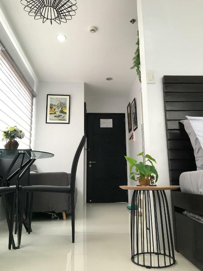 Cozy And Full Service Condo At The Heart Of Bacolod Eksteriør billede